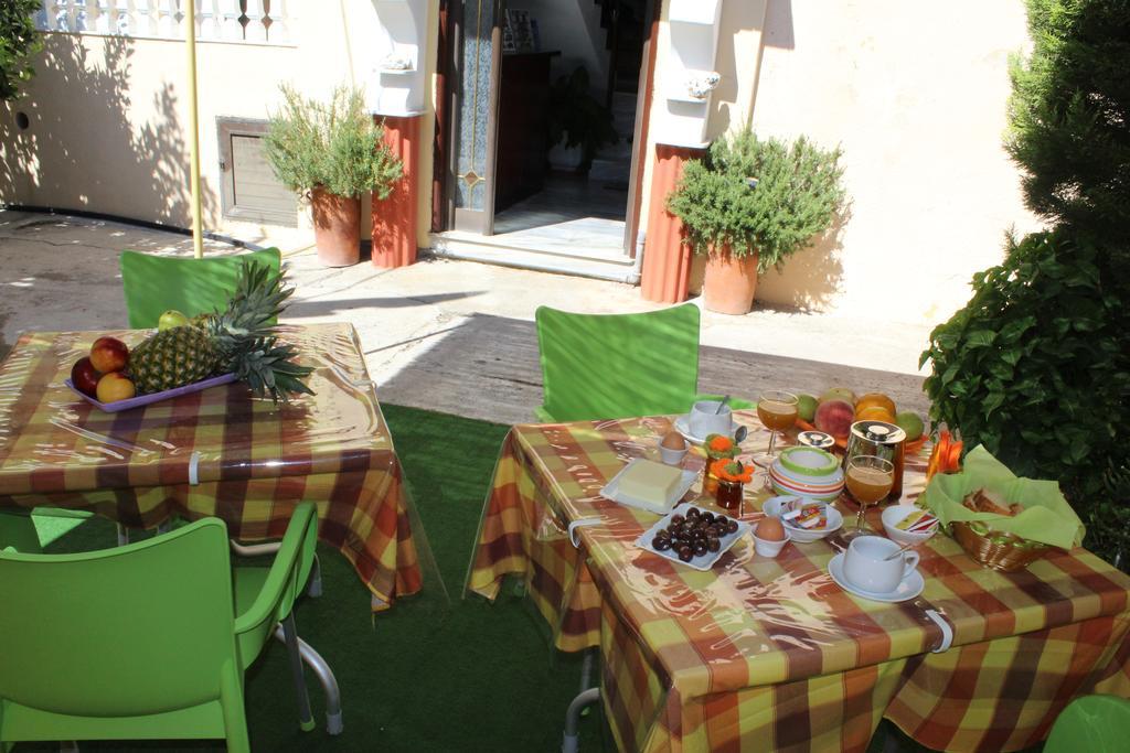 Georgia Old Town Apartments Rhodes City Екстер'єр фото